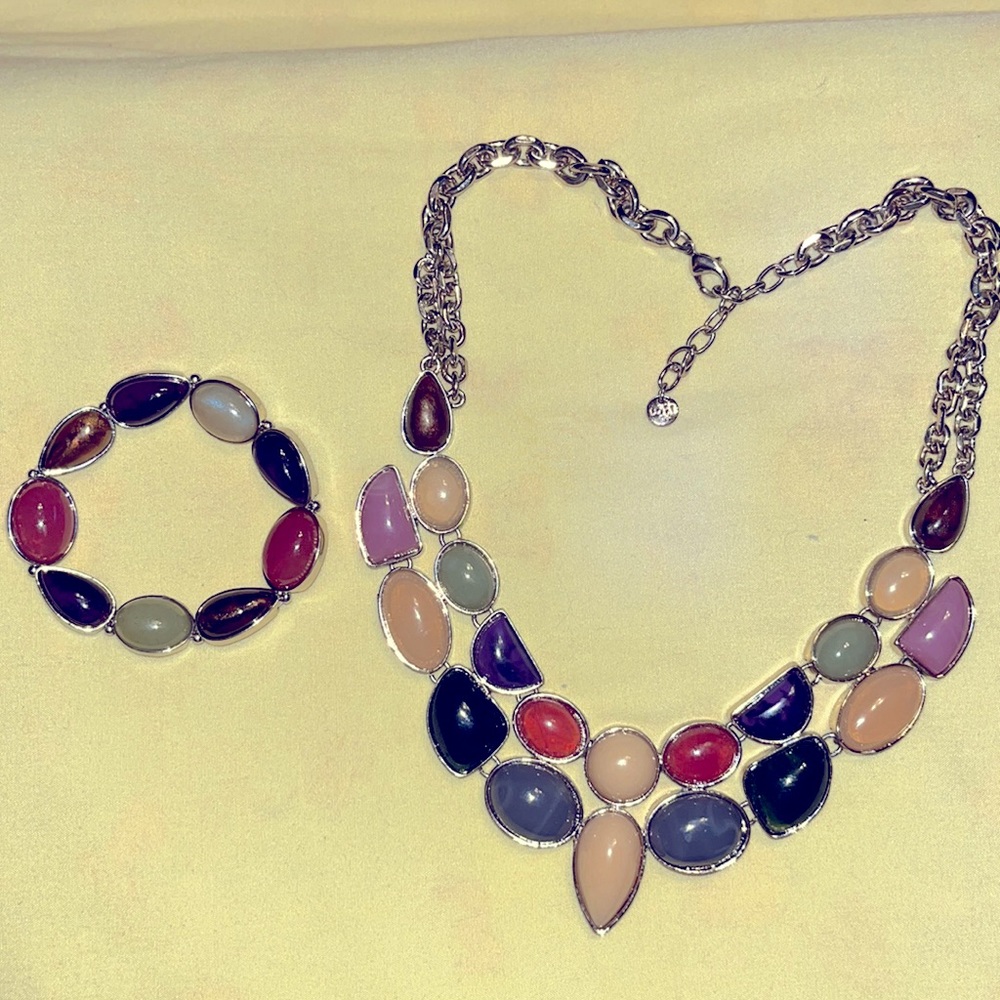 Loft Necklace and Bracelet set